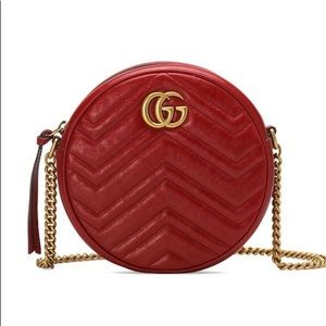Red GG Marmont mini leather round shoulder bag